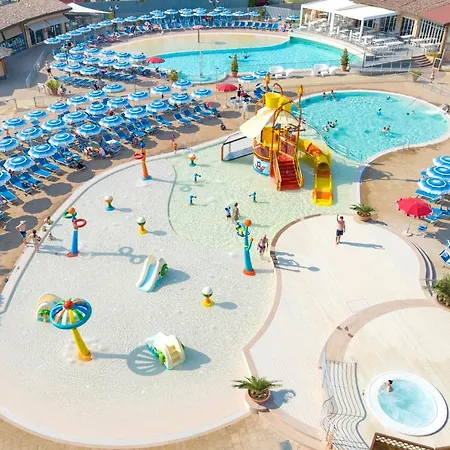 Village Baia Azzurra Club Campingplatz