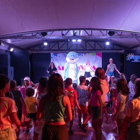 Camping Village Baia Azzurra 3*