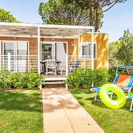 Camping Village Baia Azzurra