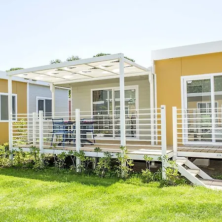 Camping Village Baia Azzurra 3*