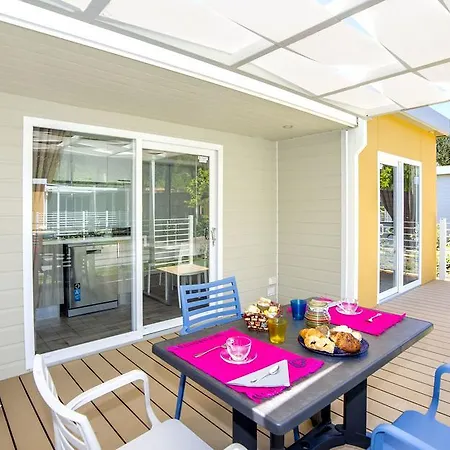 Camping Village Baia Azzurra 3*